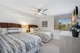 11118 Gulf Shore Dr, Naples, FL 34108 - Photo 25