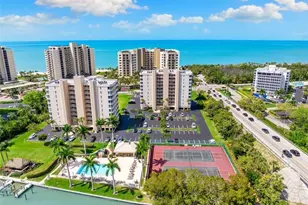 11118 Gulf Shore Dr, Naples, FL 34108 - Photo 31