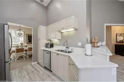 89 Silver Oaks Cir #5-201, Naples, FL 34119 - Photo 7