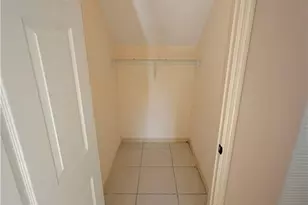 27021 Oakwood Lake Dr, Bonita Springs, FL 34134 - Photo 15