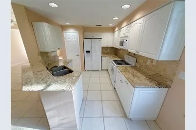 27021 Oakwood Lake Dr #101, Bonita Springs, FL 34134 - Photo 3