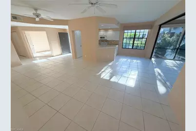 27021 Oakwood Lake Dr #101, Bonita Springs, FL 34134 - Photo 5