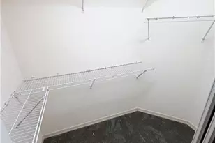 27021 Oakwood Lake Dr, Bonita Springs, FL 34134 - Photo 11