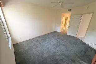 27021 Oakwood Lake Dr, Bonita Springs, FL 34134 - Photo 9