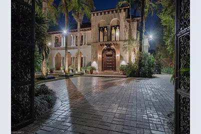 3200 Green Dolphin Ln, Naples, FL 34102 - Photo 5