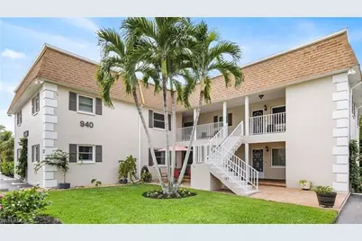 940 3rd St S #201, Naples, FL 34102 - Photo 1