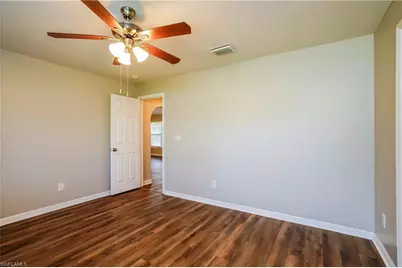 617 SE 27th St, Cape Coral, FL 33904 - Photo 13