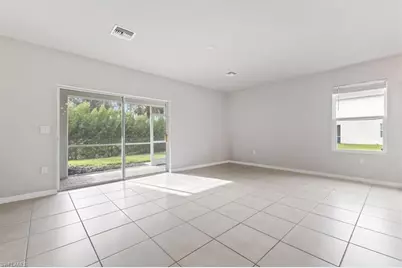 15245 Wildflower Cir, Naples, FL 34119 - Photo 13