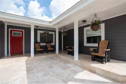 2210 20th Ave NE, Naples, FL 34120 - Photo 9