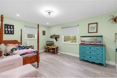 2210 20th Ave NE, Naples, FL 34120 - Photo 23