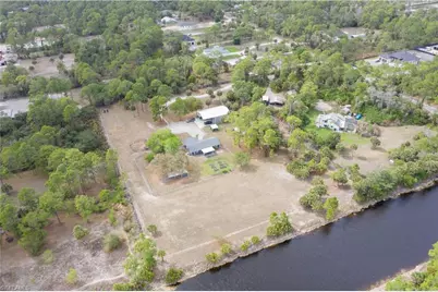 2210 20th Ave NE, Naples, FL 34120 - Photo 5