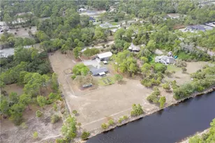 2210 20th Ave NE, Naples, FL 34120 - Photo 5