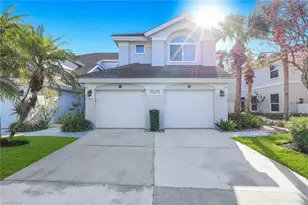 25276 Pelican Creek Cir, Bonita Springs, FL 34134 - Photo 27