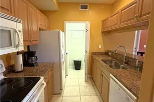 13110 Bella Casa Cir, Fort Myers, FL 33966 - Photo 11