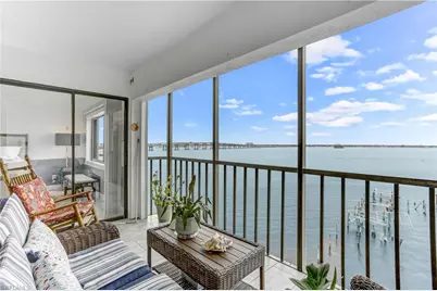 2711 1st St #402, Fort Myers, FL 33916 - Photo 1
