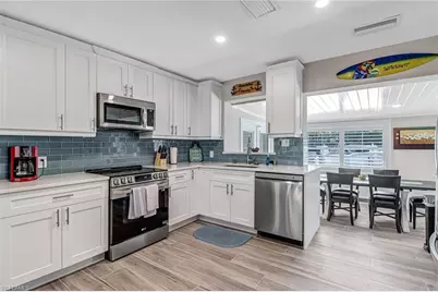 3470 Lakeview Dr, Naples, FL 34112 - Photo 3