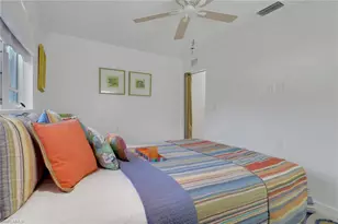 1290 Venetian Way, Naples, FL 34110 - Photo 25