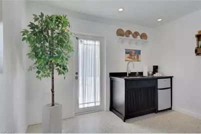 1290 Venetian Way, Naples, FL 34110 - Photo 15