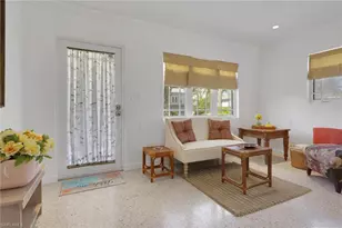 1290 Venetian Way, Naples, FL 34110 - Photo 5