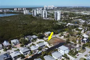 1290 Venetian Way, Naples, FL 34110 - Photo 45