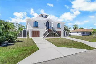 27170 Esther Dr, Bonita Springs, FL 34135 - Photo 3