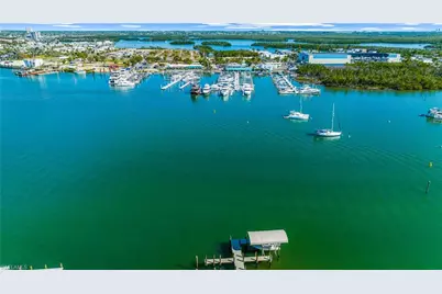 345 Mango St #406, Fort Myers Beach, FL 33931 - Photo 11