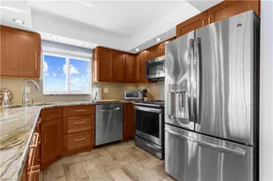 345 Mango St, Fort Myers Beach, FL 33931 - Photo 23