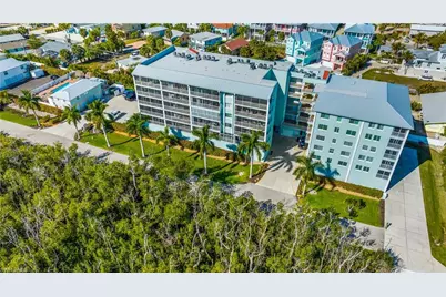 345 Mango St #406, Fort Myers Beach, FL 33931 - Photo 5