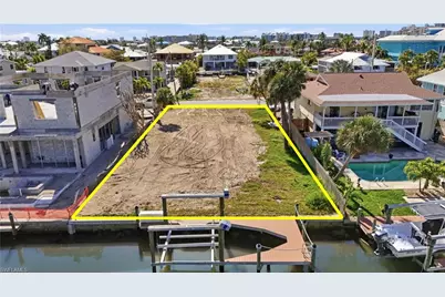 129 Curlew St, Fort Myers Beach, FL 33931 - Photo 9