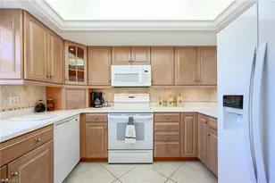 1100 9th St S, Naples, FL 34102 - Photo 5