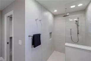 3720 Parkview Way, Naples, FL 34103 - Photo 15