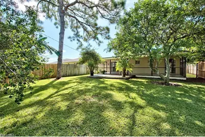 671 98th Ave N, Naples, FL 34108 - Photo 25