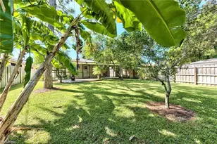 671 98th Ave N, Naples, FL 34108 - Photo 27