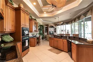 3433 Crayton Rd, Naples, FL 34103 - Photo 5