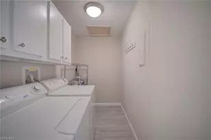 3300 Binnacle Dr, Naples, FL 34103 - Photo 25