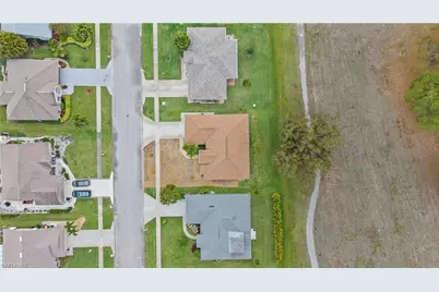 135 Estelle Dr, Naples, FL 34112 - Photo 33