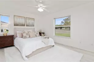 135 Estelle Dr, Naples, FL 34112 - Photo 23