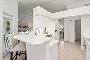 135 Estelle Dr, Naples, FL 34112 - Photo 11