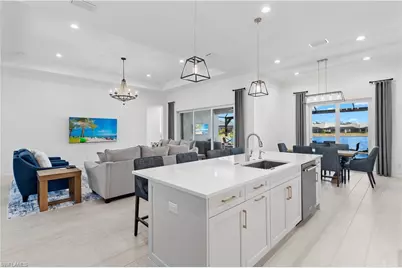 14265 Laguna Springs Ln, Naples, FL 34114 - Photo 7