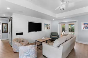 699 99th Ave N, Naples, FL 34108 - Photo 7