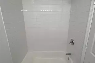 5285 SW 19 Pl, Naples, FL 34116 - Photo 9