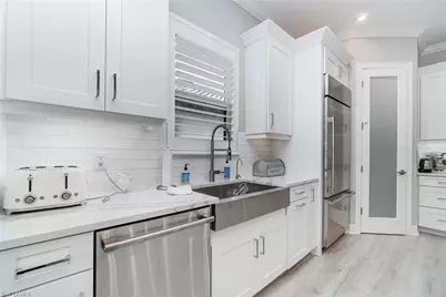 9536 Montelanico Loop, Naples, FL 34119 - Photo 9