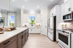 15336 Giardino Dr, Naples, FL 34114 - Photo 9