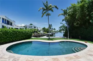 2201 Beacon Ln, Naples, FL 34103 - Photo 35