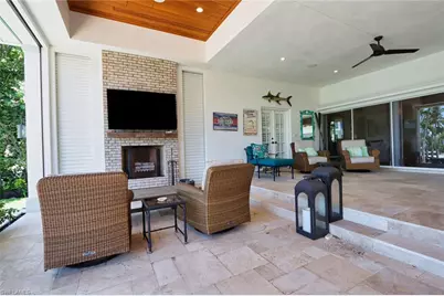 2201 Beacon Ln, Naples, FL 34103 - Photo 29