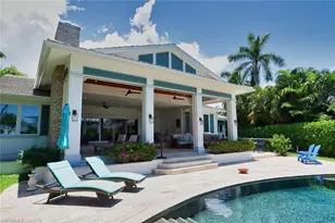 2201 Beacon Ln, Naples, FL 34103 - Photo 41