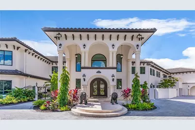 13323 Rosewood Ln, Naples, FL 34119 - Photo 5