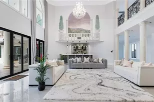 13323 Rosewood Ln, Naples, FL 34119 - Photo 7