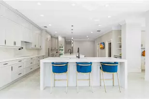 13323 Rosewood Ln, Naples, FL 34119 - Photo 11