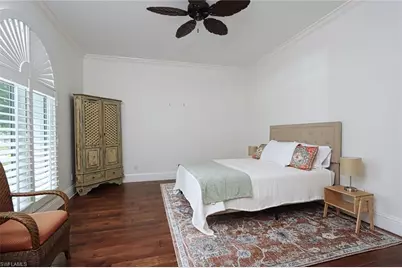 2201 Beacon Ln, Naples, FL 34103 - Photo 21